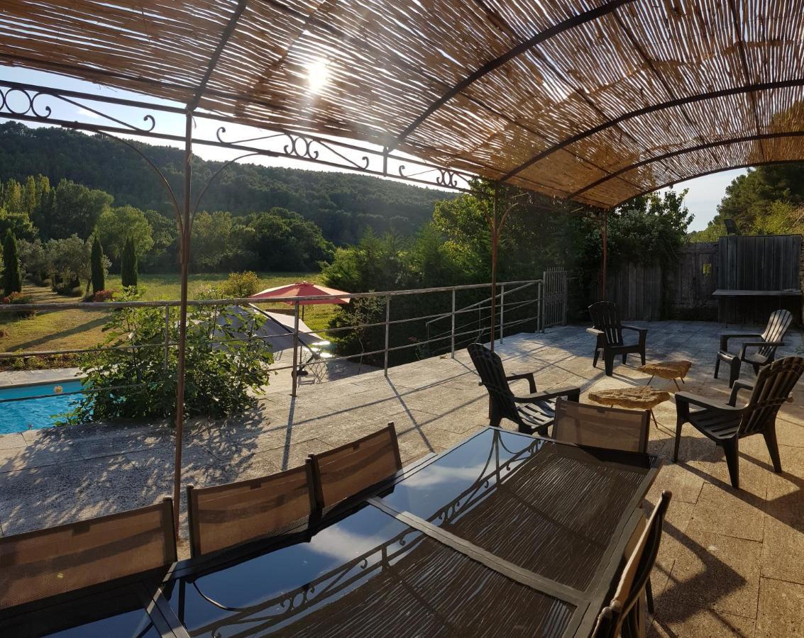 Bed and Breakfast Moulin De Bonfilhon Cornillon-Confoux Exterior foto