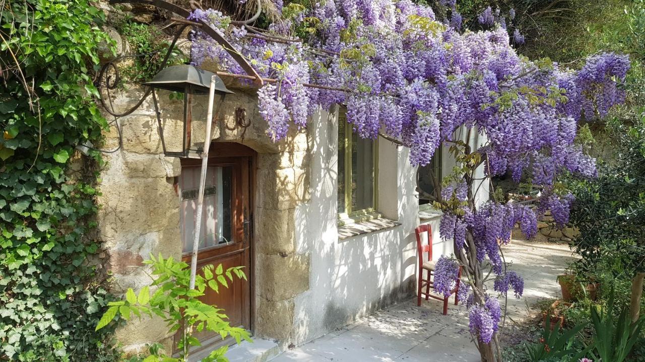 Bed and Breakfast Moulin De Bonfilhon Cornillon-Confoux Exterior foto