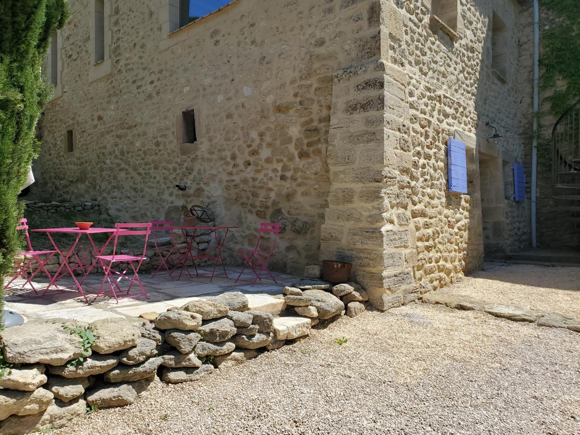 Bed and Breakfast Moulin De Bonfilhon Cornillon-Confoux Exterior foto