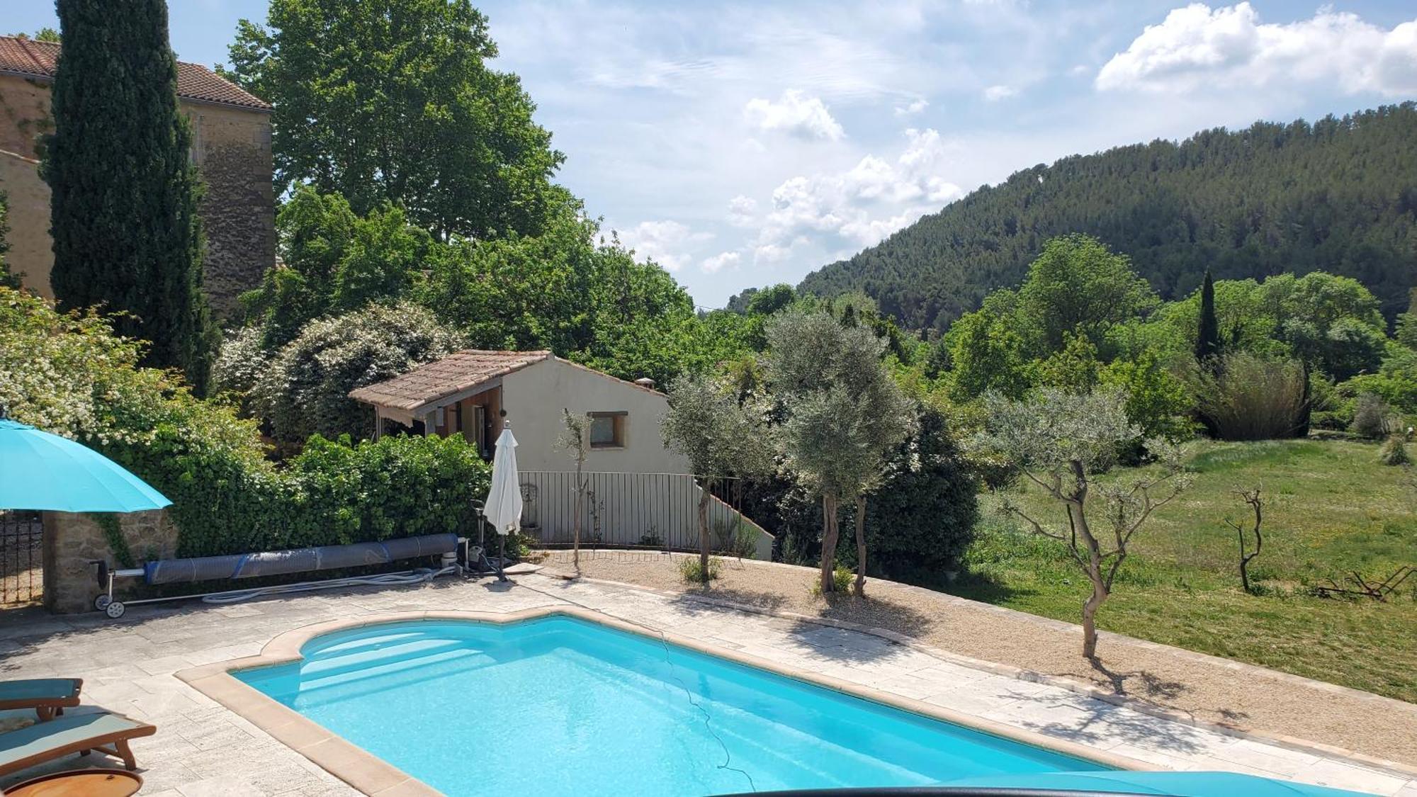 Bed and Breakfast Moulin De Bonfilhon Cornillon-Confoux Exterior foto
