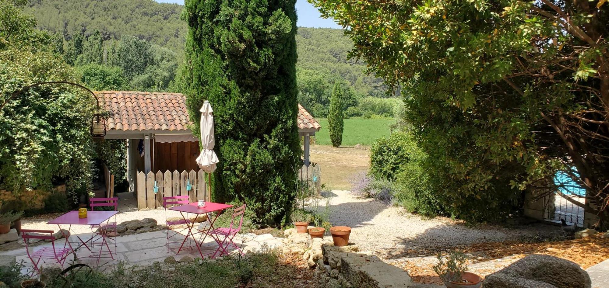 Bed and Breakfast Moulin De Bonfilhon Cornillon-Confoux Exterior foto